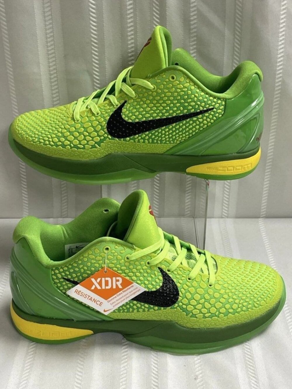 Nike Zoom Kobe 6 Protro Low Grinch Sneakers CW2190-300 Men's Size 11 Excellent
